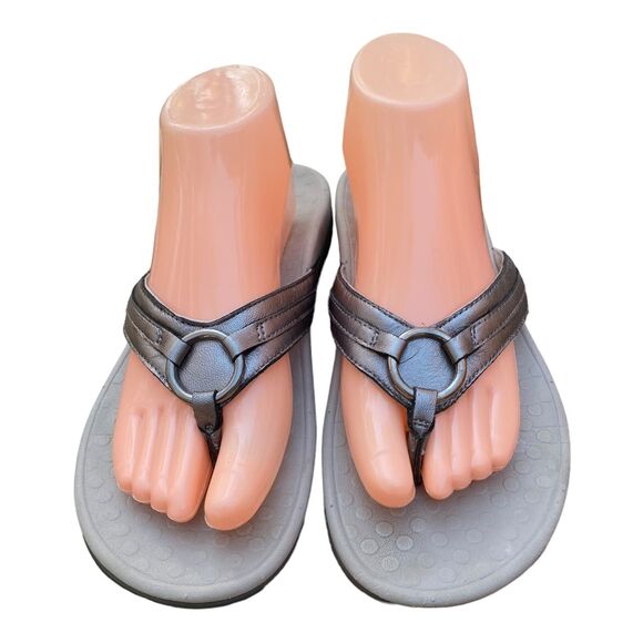 Vionic Sz 9 Orthotic Pewter Leather Tide Aloe Post Sandal  Upper Thong flip flop - Picture 1 of 10